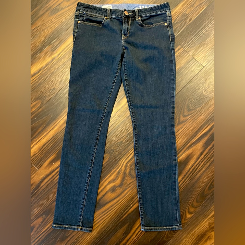 Gap “Always Skinny” jeans. Size 29/8a. Dark wash.